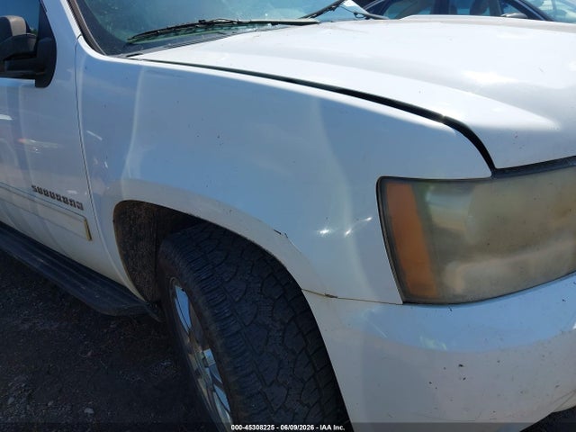 Продажа на аукционе авто 2010 Chevrolet Suburban 1500 Lt1, vin: 1GNUKJE37AR100718, номер лота: 45308225
