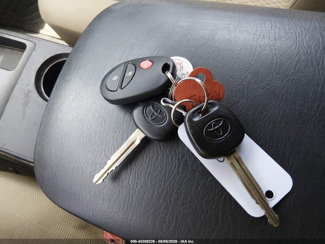 Toyota Tacoma Base V6 2014 3TMLU4EN8EM163058 Image 11