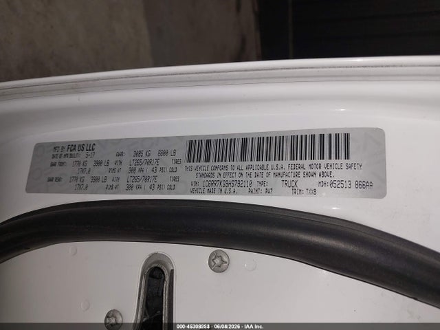 45308233 :رقم المزاد ، 1C6RR7KG9HS792110 vin ، 2017 Ram 1500 Tradesman  4x4 5'7 Box مزاد بيع