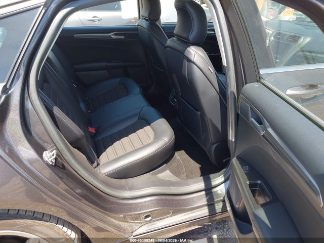 45308249 :رقم المزاد ، 3FA6P0H72HR402532 vin ، 2017 Ford Fusion Se مزاد بيع