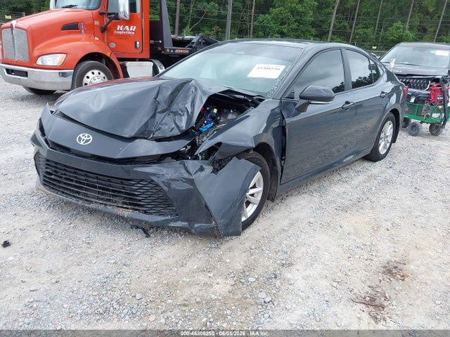 Toyota CAMRY LE 2026 4T1DAACK7TU689786 Image 2