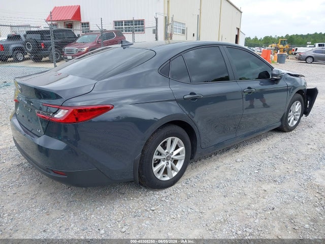 Toyota CAMRY LE 2026 4T1DAACK7TU689786 Image 4