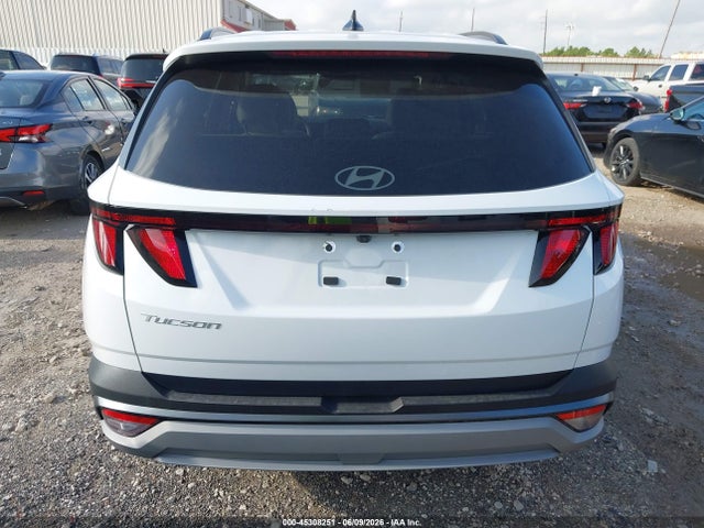 2025 Hyundai Tucson Sel მანქანა იყიდება აუქციონზე, vin: 5NMJB3DE5SH555356, აუქციონის ნომერი: 45308251