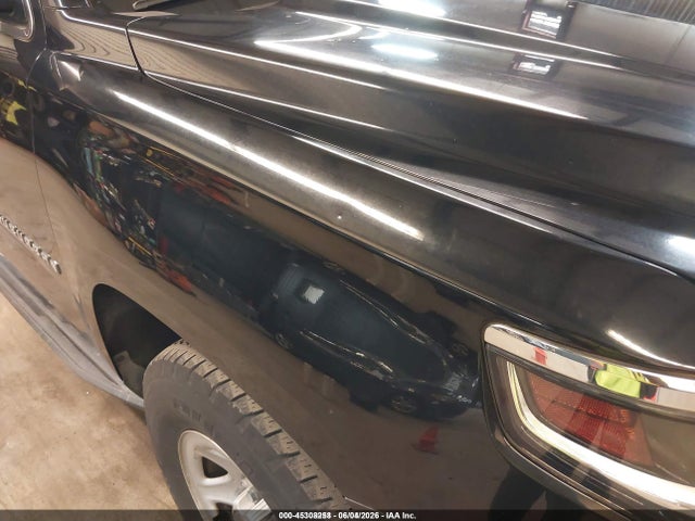 1GNSKKEC0JR330484 Chevrolet Suburban Commercial Fleet