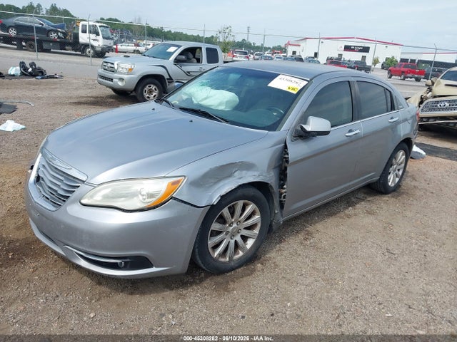 Продаж на аукціоні авто 2013 Chrysler 200 Limited, vin: 1C3CCBCGXDN623616, номер лоту: 45308282