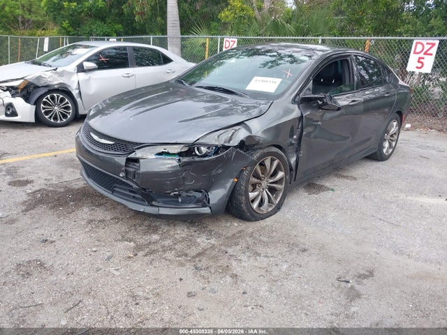 45308338 :رقم المزاد ، 1C3CCCBB4FN596718 vin ، 2015 Chrysler 200 S مزاد بيع