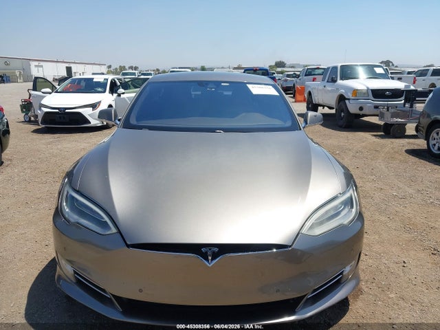 Tesla Model S 60/70/75/85 2016 5YJSA1E19GF138175 Image 12