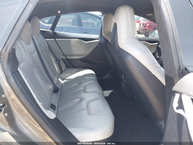 Tesla Model S 60/70/75/85 2016 5YJSA1E19GF138175 Image 8