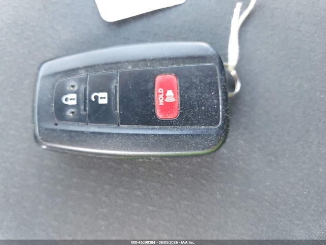 Toyota Prius Two 2017 JTDKBRFU6H3565848 Image 11