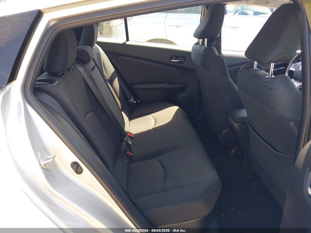 Toyota Prius Two 2017 JTDKBRFU6H3565848 Image 8