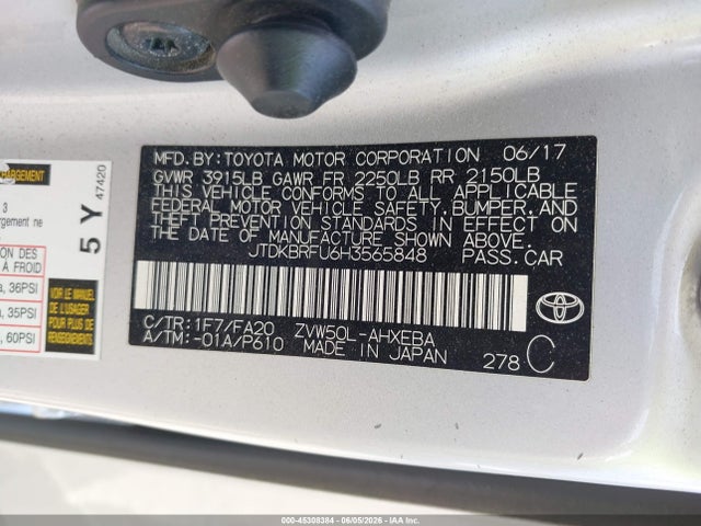 Toyota Prius Two 2017 JTDKBRFU6H3565848 Image 9