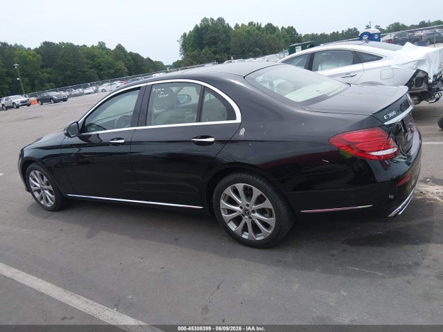 Продажа на аукционе авто 2018 Mercedes-benz E 300, vin: WDDZF4JB9JA374380, номер лота: 45308399
