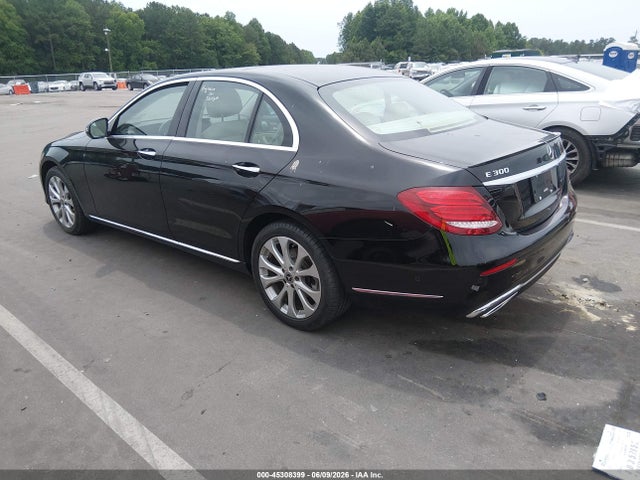 Продажа на аукционе авто 2018 Mercedes-benz E 300, vin: WDDZF4JB9JA374380, номер лота: 45308399