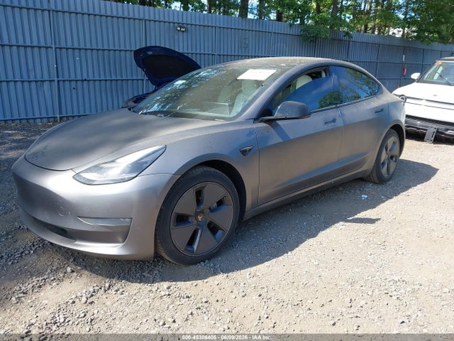 Tesla Model 3 Long Range 2021 5YJ3E1EB2MF975881 Image 2