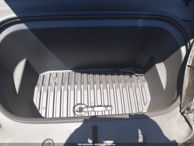 Продажа на аукционе авто 2024 Tesla Model Y Long Range Single Motor Rear-wheel Drive/rwd, vin: 7SAYGDED5RF186542, номер лота: 45308436