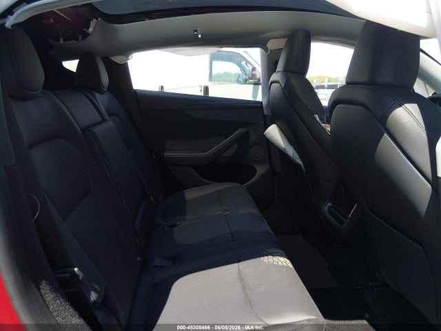 Tesla Model Y 2026 7SAYGDEE8TA405331 Image 8