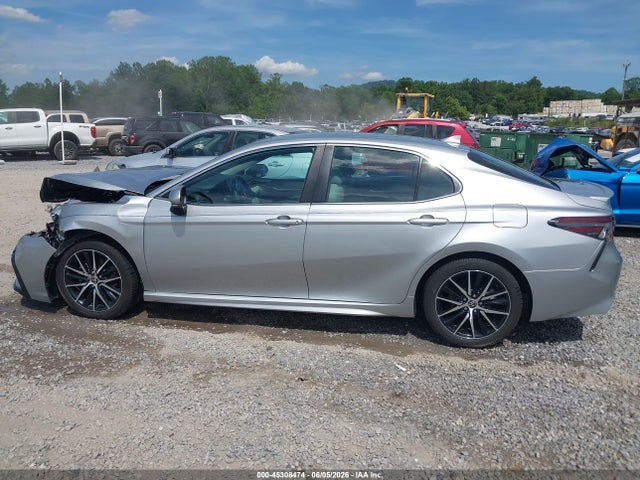 4T1T11AK3MU562646 Toyota CAMRY SE