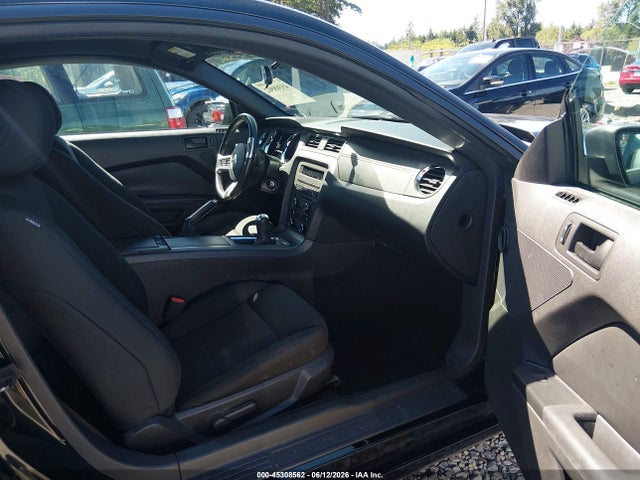 Ford Mustang V6 2014 1ZVBP8AM6E5270278 Image 17