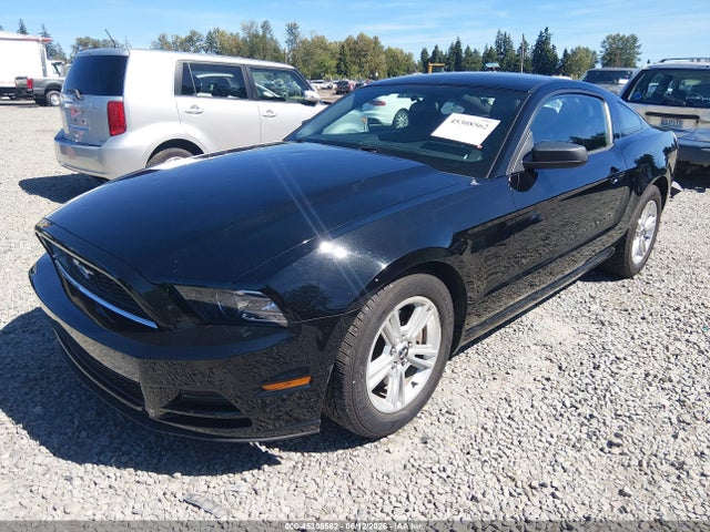 Ford Mustang V6 2014 1ZVBP8AM6E5270278 Image 2