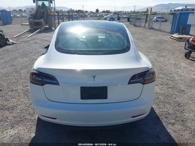 Tesla Model 3 Standard Range Plus Rear-wheel Drive 2021 5YJ3E1EA8MF873198 Image 17