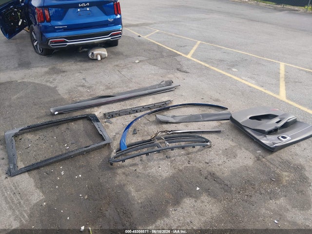 2023 Kia Sorento S მანქანა იყიდება აუქციონზე, vin: 5XYRL4LC6PG244252, აუქციონის ნომერი: 45308571