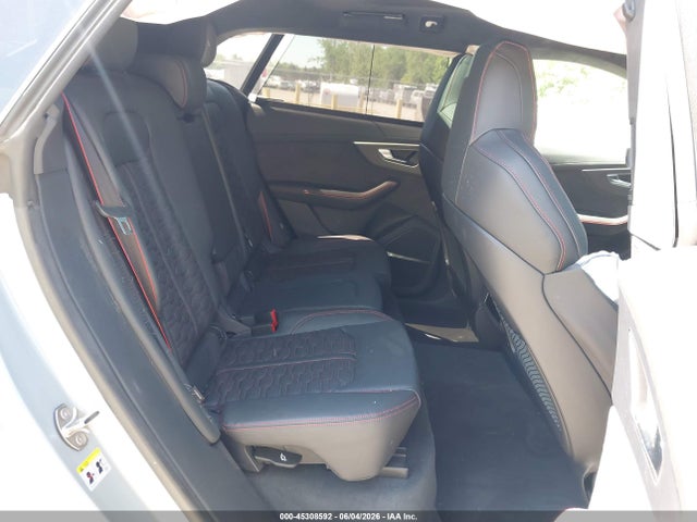 45308592 :رقم المزاد ، WU1ARBF15PD024676 vin ، 2023 Audi Rs Q8 Tfsi Quattro Tiptronic مزاد بيع