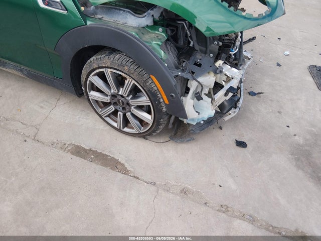 Продаж на аукціоні авто 2022 Mini Clubman Cooper S, vin: WMWLV7C04N2R69554, номер лоту: 45308593