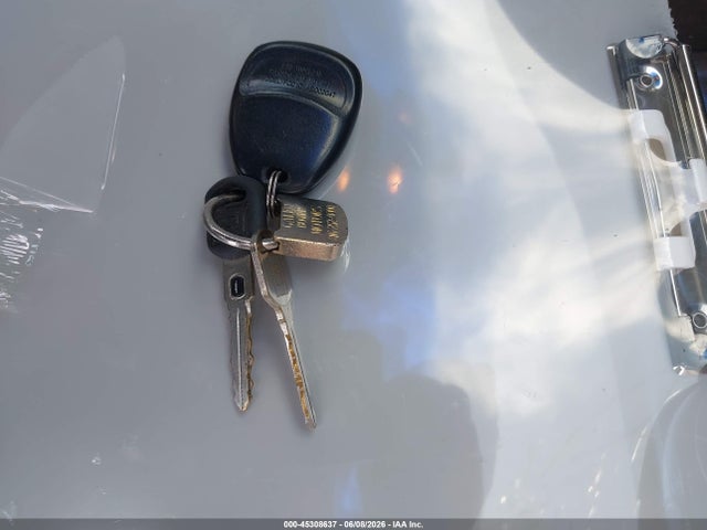 45308637 :رقم المزاد ، 2G4WS52J4Y1177928 vin ، 2000 Buick Century Custom مزاد بيع