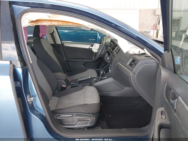 2017 Volkswagen Jetta 1.4t S მანქანა იყიდება აუქციონზე, vin: 3VW2B7AJ0HM341942, აუქციონის ნომერი: 45308663