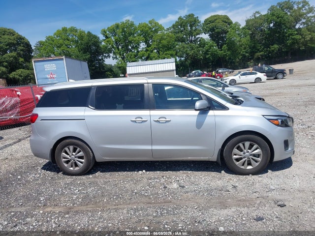 KIA SEDONA LX 2018 KNDMB5C13J6373478 Image 13