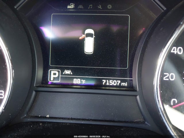 KIA SEDONA LX 2018 KNDMB5C13J6373478 Image 15