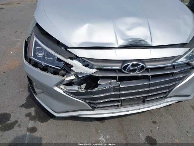Продажа на аукционе авто 2019 Hyundai Elantra Limited, vin: 5NPD84LF7KH409605, номер лота: 45308791