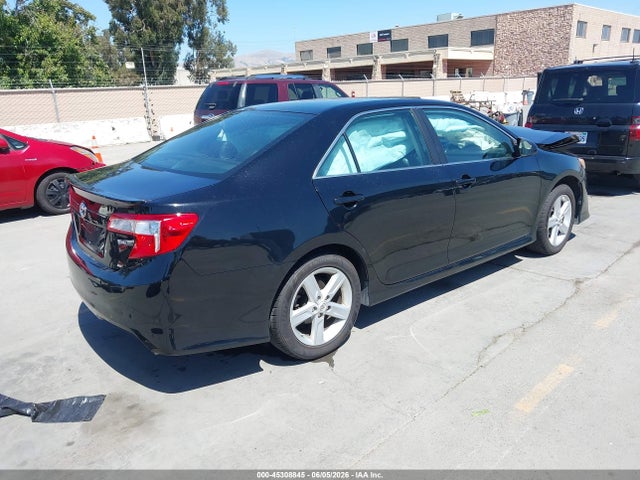 45308845 :رقم المزاد ، 4T1BF1FK7CU134194 vin ، 2012 Toyota Camry Se مزاد بيع