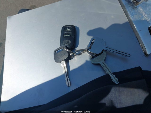 2001 Toyota Camry Le V6 მანქანა იყიდება აუქციონზე, vin: JT2BF22K610330785, აუქციონის ნომერი: 45308881
