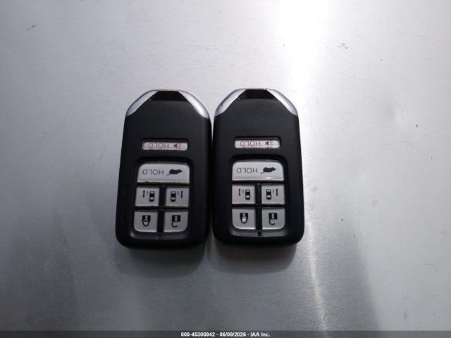 Продажа на аукционе авто 2016 Honda Odyssey Ex-l, vin: 5FNRL5H69GB063890, номер лота: 45308942