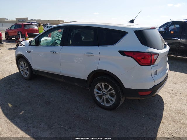 Ford ESCAPE SE 2019 1FMCU9GDXKUC26486 Image 3