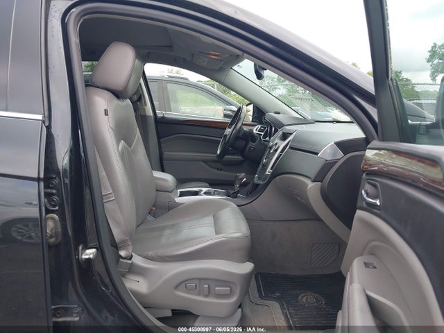 45308997 :رقم المزاد ، 3GYFNEEY5BS522099 vin ، 2011 Cadillac Srx Performance Collection مزاد بيع