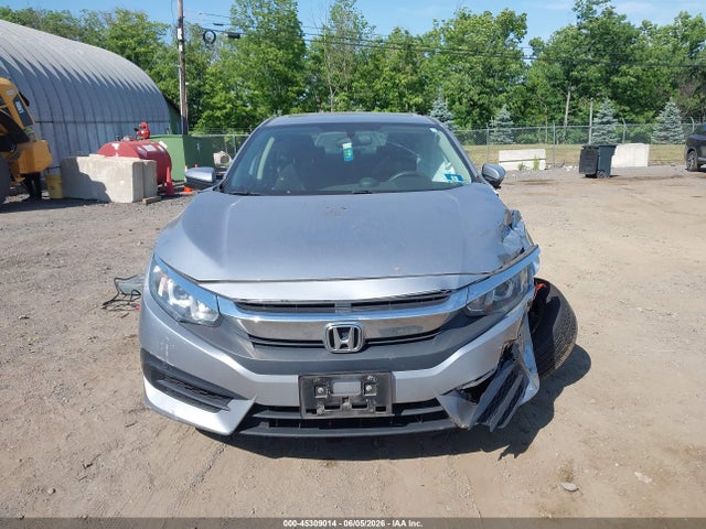 45309014 :رقم المزاد ، 2HGFC2F71JH549867 vin ، 2018 Honda Civic Ex مزاد بيع