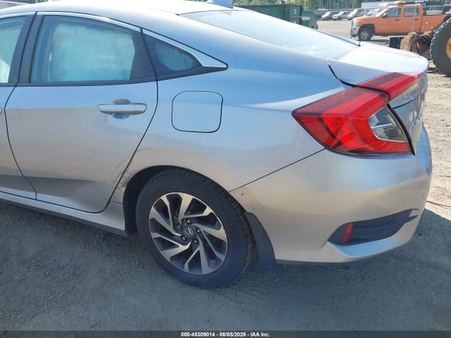 45309014 :رقم المزاد ، 2HGFC2F71JH549867 vin ، 2018 Honda Civic Ex مزاد بيع