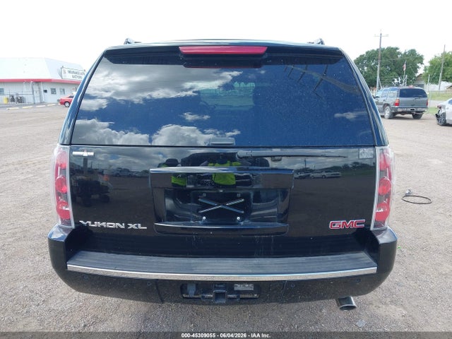 Продажа на аукционе авто 2013 Gmc Yukon Xl 1500 Denali, vin: 1GKS1MEF3DR302303, номер лота: 45309055