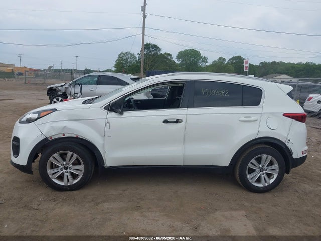 Auction sale of the 2017 Kia Sportage Lx, vin: KNDPM3AC6H7137783, lot number: 45309082