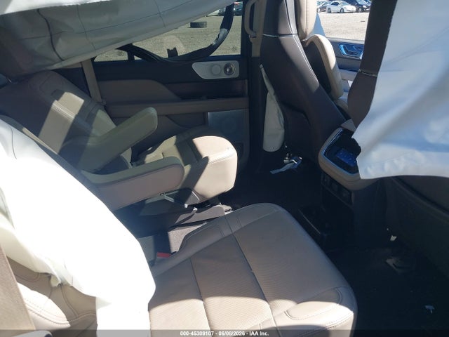 5LMJJ3LG7REL18069 Lincoln Navigator Reserve L