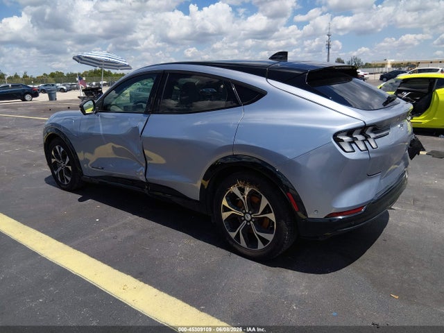 Ford Mustang Mach-e Premium 2022 3FMTK3SU8NMA58107 Image 3