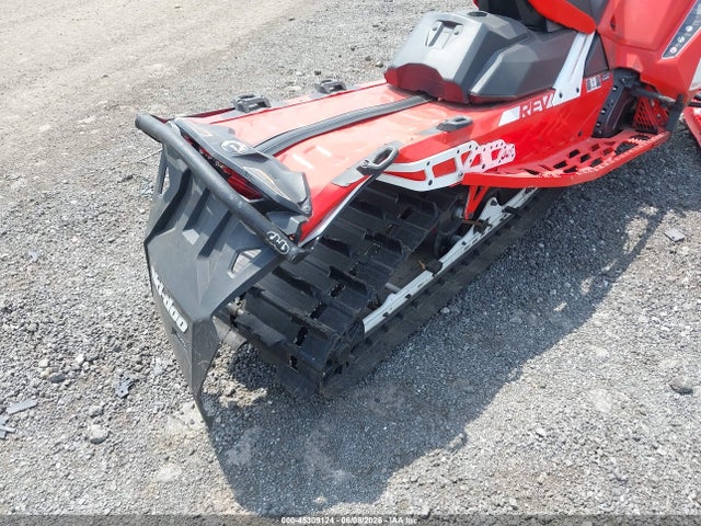 Ski Doo Backcountry Adrenaline 600 2020 2BPSUYLJ7LV000157 Image 6