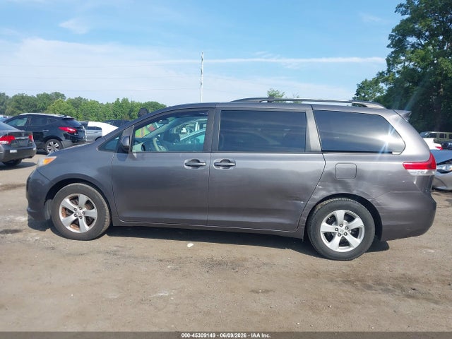 Aukcja sprzedaży 2011 Toyota Sienna Le V6, vin: 5TDKK3DC1BS078408, numer aukcji: 45309149
