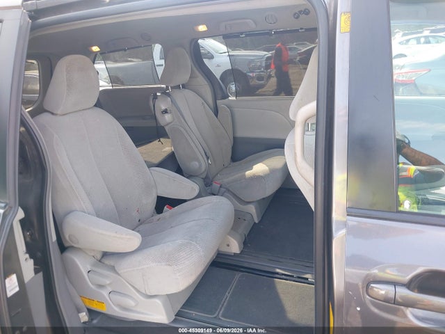 Aukcja sprzedaży 2011 Toyota Sienna Le V6, vin: 5TDKK3DC1BS078408, numer aukcji: 45309149