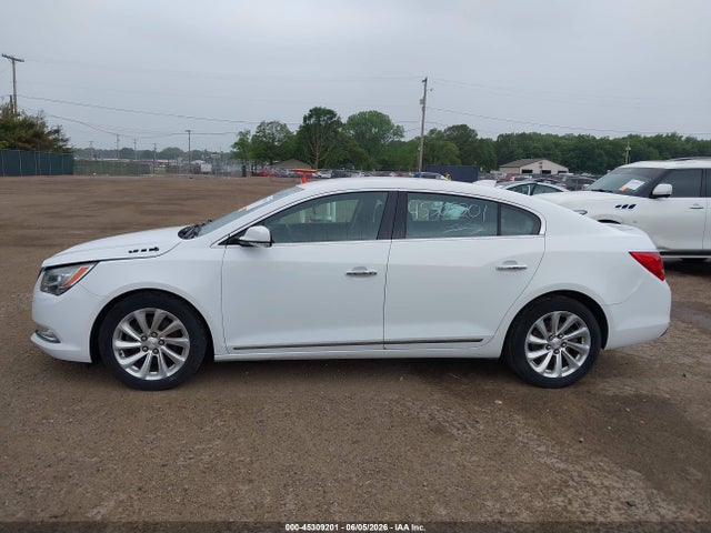45309201 :رقم المزاد ، 1G4GB5G33GF122814 vin ، 2016 Buick Lacrosse Leather مزاد بيع