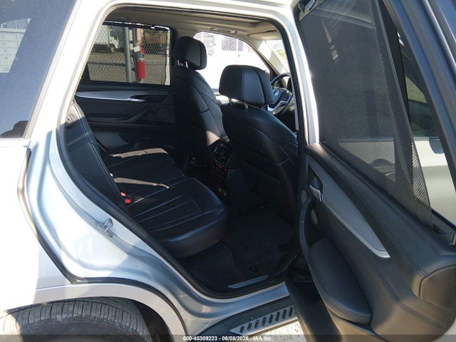 45309223 :رقم المزاد ، 5UXKR6C52F0J76371 vin ، 2015 Bmw X5 Xdrive50i مزاد بيع