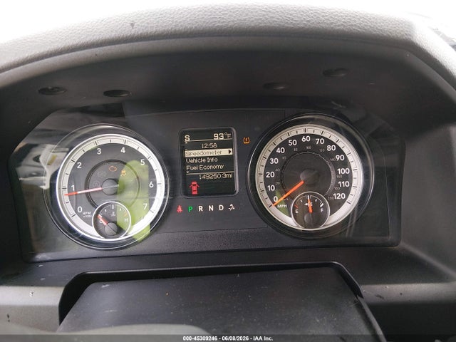 45309246 :رقم المزاد ، 3C6UR5HJXFG649897 vin ، 2015 Ram 2500 Tradesman مزاد بيع