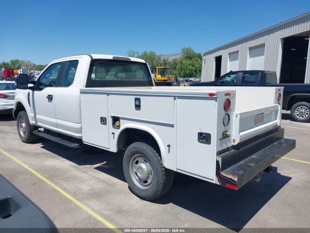 Ford F-350 Xl 2019 1FD8X3B61KEC15910 Image 3